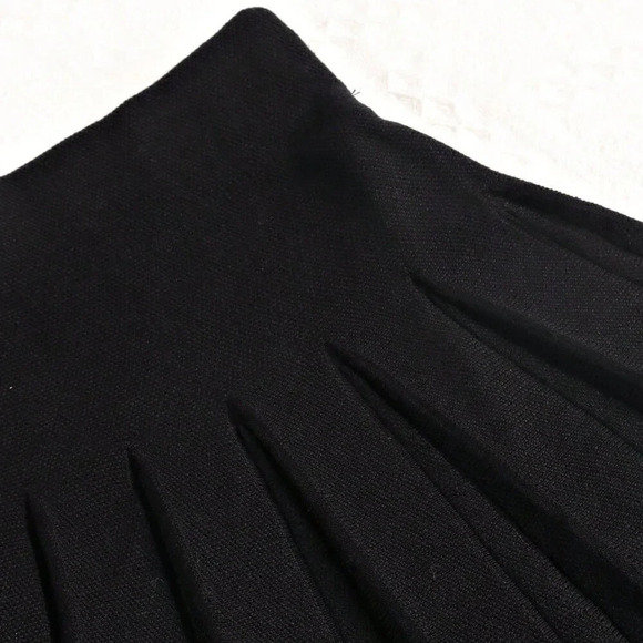 Black Casual Women's Mini Knit Skirt - Picture 6 of 6